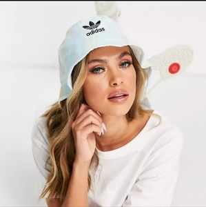 adidas Originals marble wash bucket hat in blue